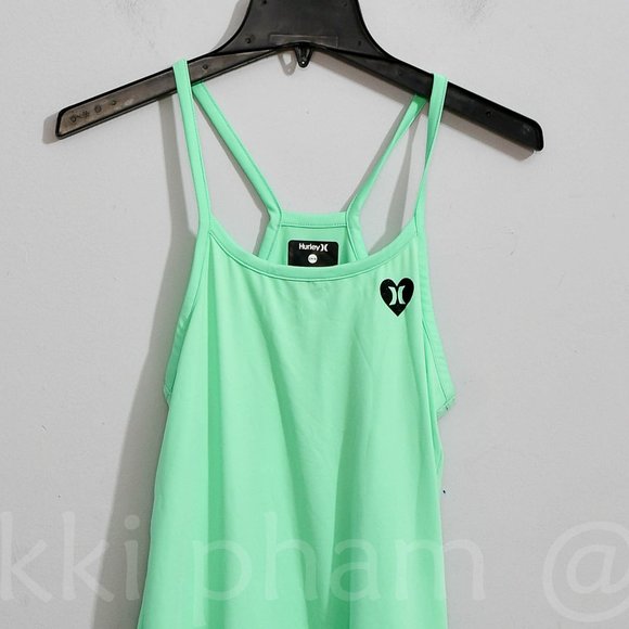 Hurley Other - NEW Hurley Youth Girls  dress  IN green